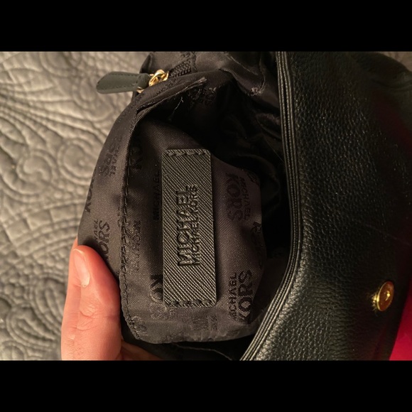 Michael Kors Crossbody Bag Large - Picture 2 of 5
